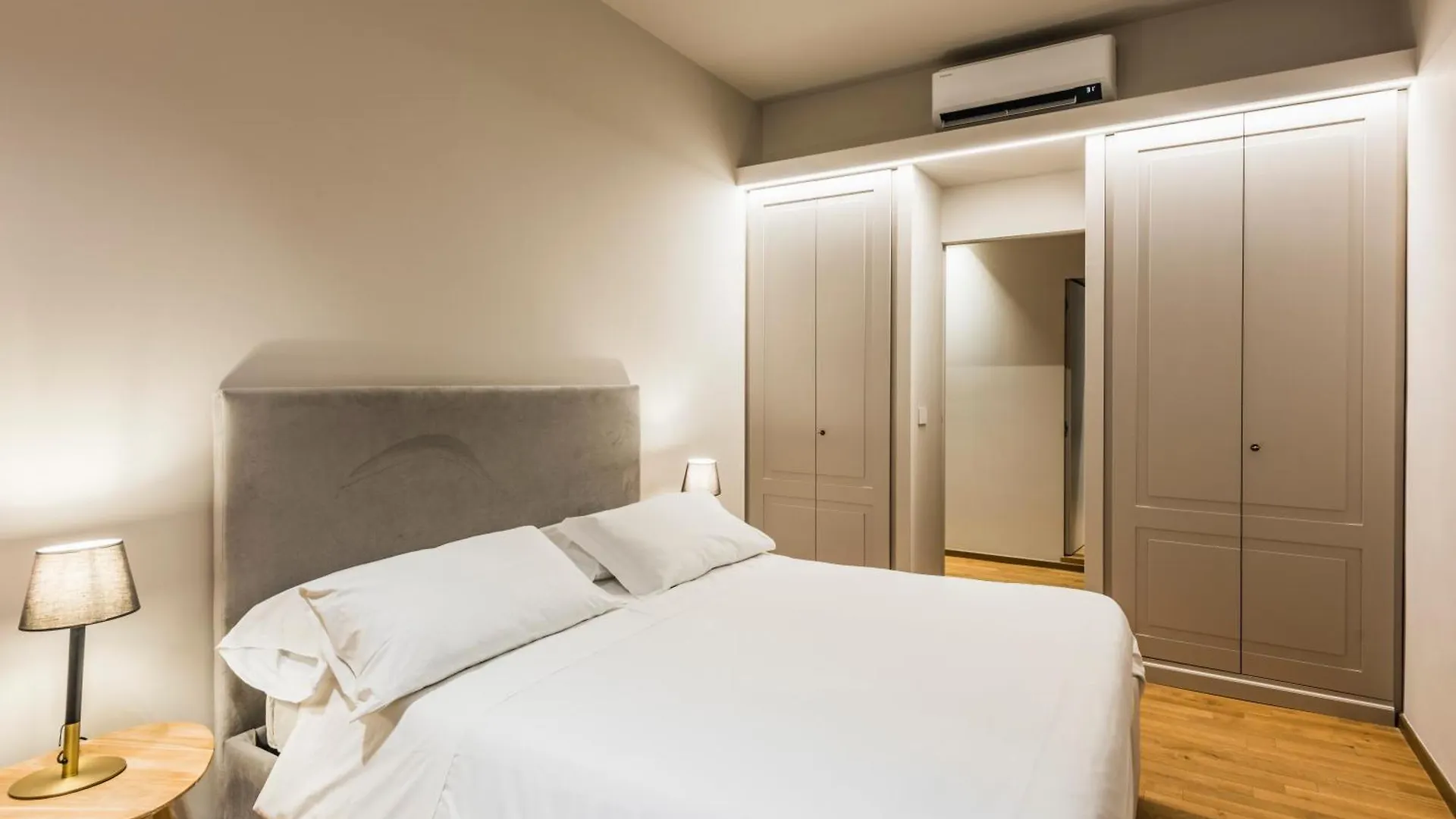 Apartment Ferrini Home - Piazza Trento Catania Italy
