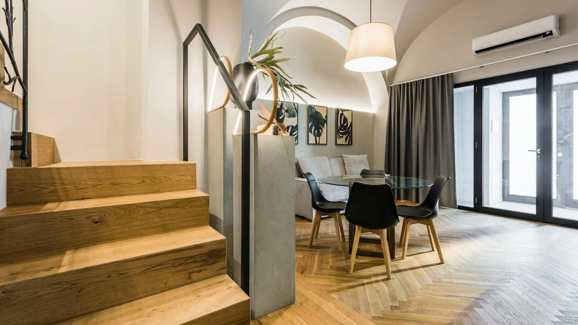 Ferrini Home - Piazza Trento Catania Italy