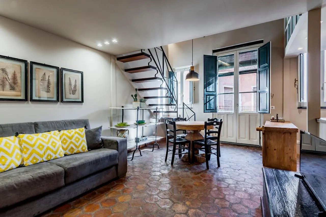 Ferrini Home - Piazza Trento كاتانيا 0*,